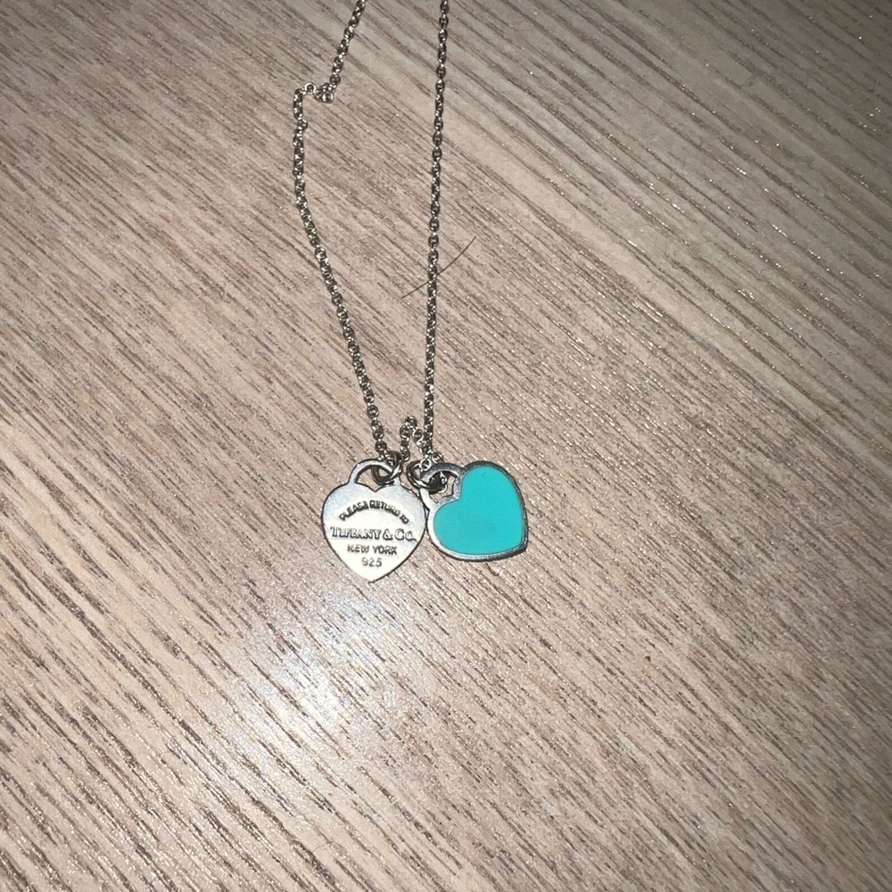 Tiffany’s return to Tiffany double heart tag necklace